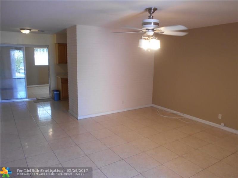 6670 Allen St, Hollywood, FL 33024