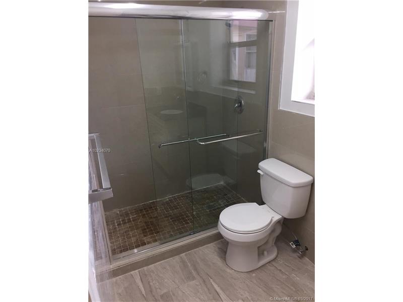 8201 Northwest 15th St, Pembroke Pines, FL 33024