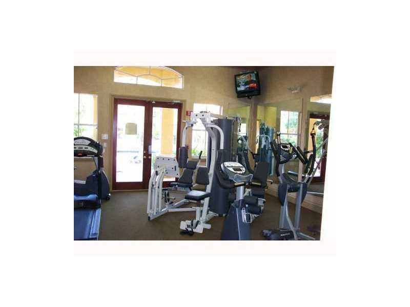 9640 Northwest 2ND ST, Pembroke Pines, FL 33024