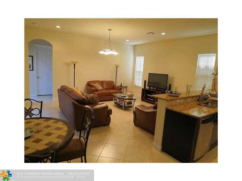8756 NW 41ST ST, Cooper City, FL 33024