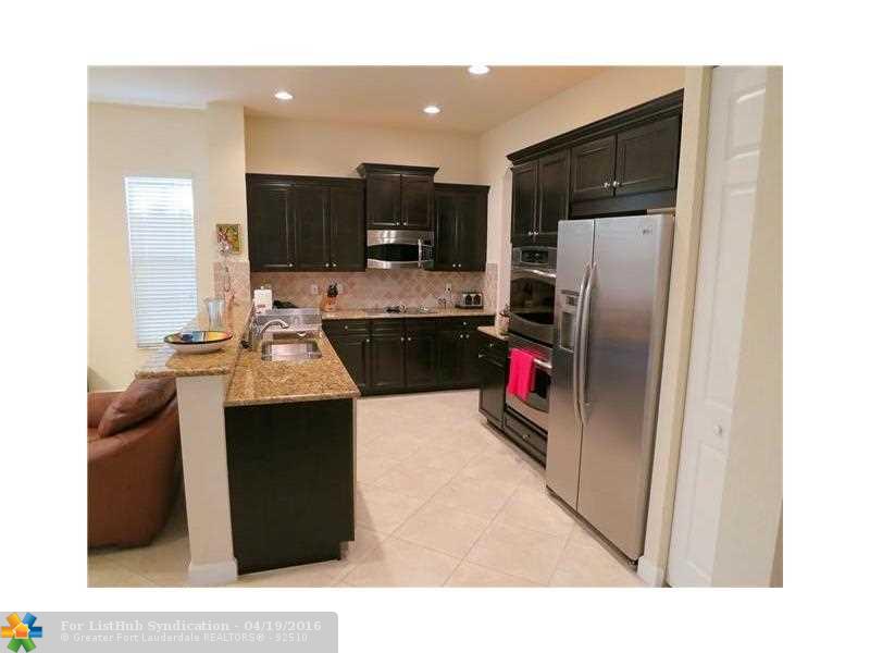 8756 NW 41ST ST, Cooper City, FL 33024