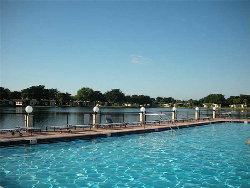 251 Berkley Rd 308, Hollywood, FL 33024
