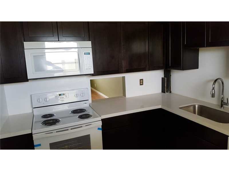 251 Berkley Rd 308, Hollywood, FL 33024