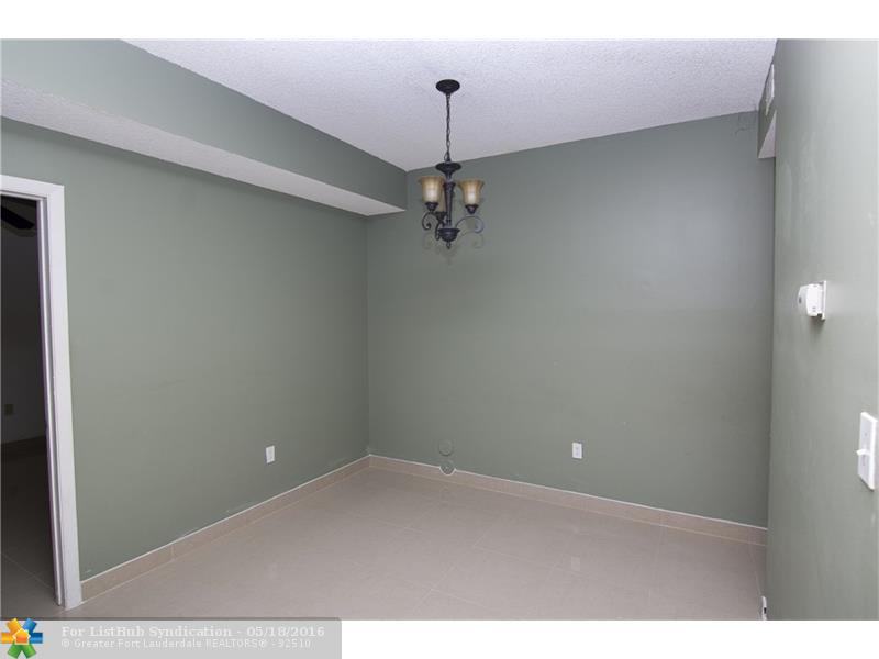 1821 NW 96th Ter 5A, Pembroke Pines, FL 33024