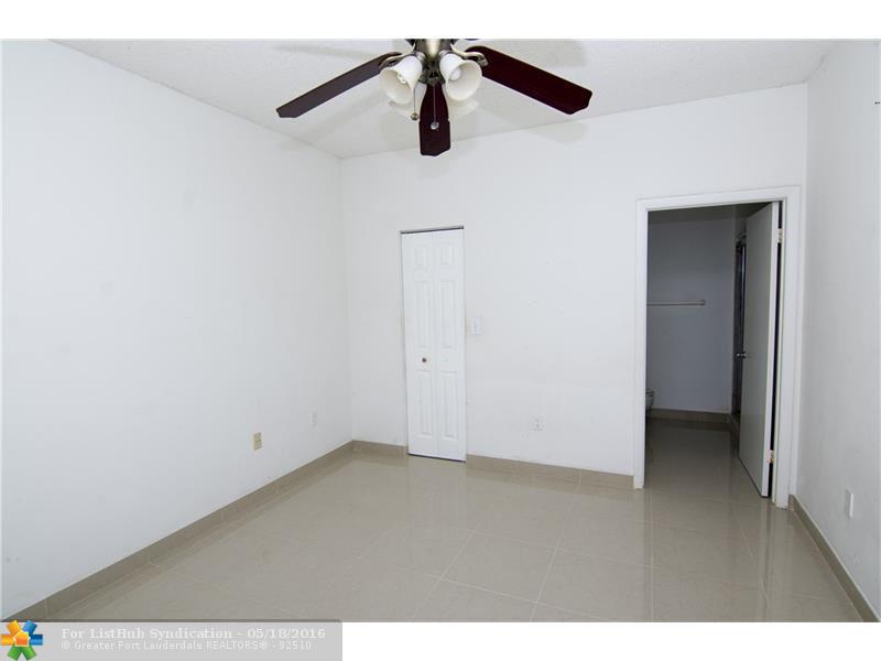 1821 NW 96th Ter 5A, Pembroke Pines, FL 33024