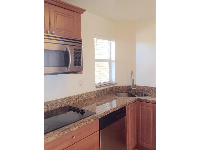 8900Washington Blvd, Pembroke Pines, FL 33025