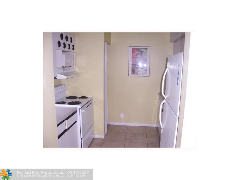 401 SW 86th Ave 207, Pembroke Pines, FL 33025