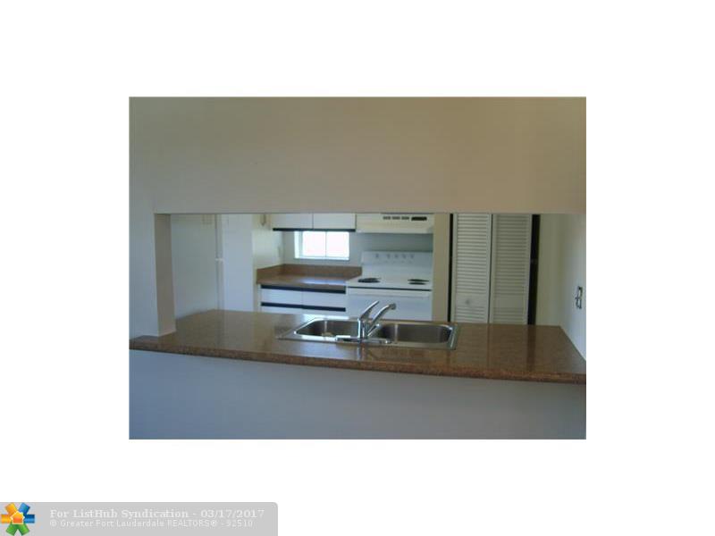 401 SW 86th Ave 207, Pembroke Pines, FL 33025