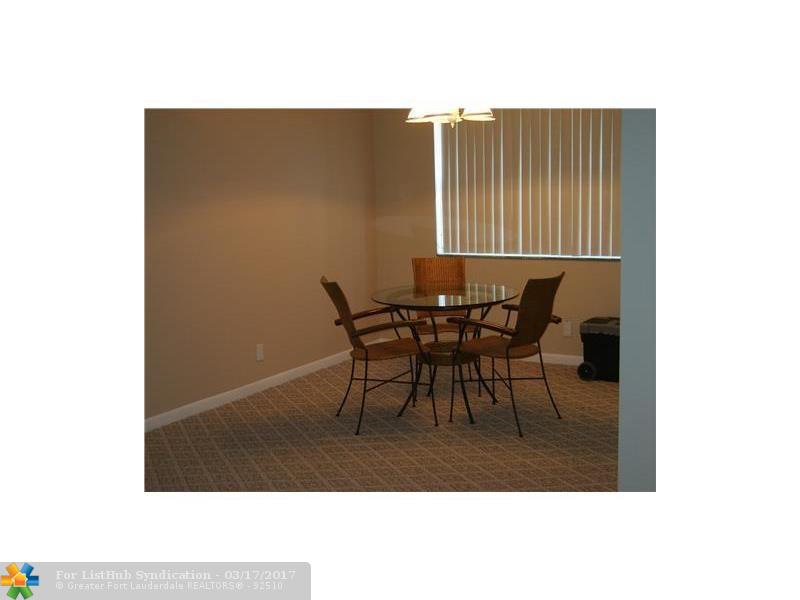 401 SW 86th Ave 207, Pembroke Pines, FL 33025