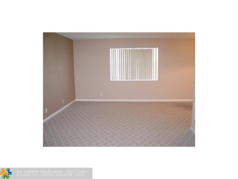 401 SW 86th Ave 207, Pembroke Pines, FL 33025