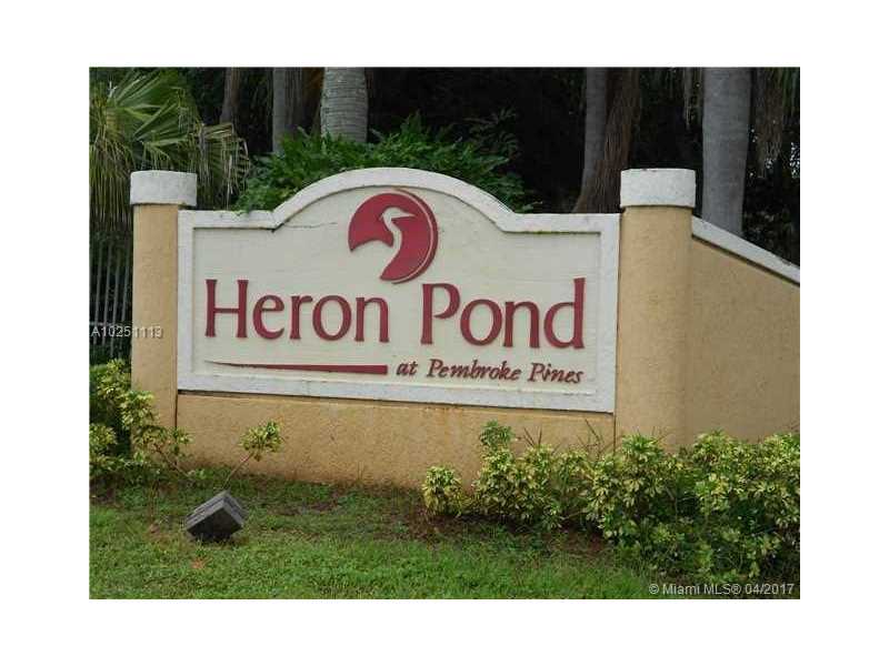 8343 Southwest 5th St, Pembroke Pines, FL 33025