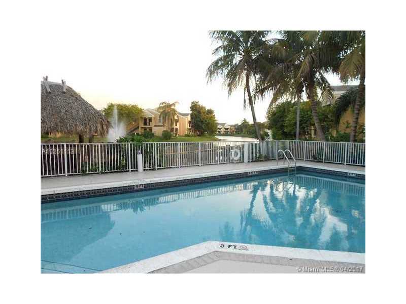 8343 Southwest 5th St, Pembroke Pines, FL 33025