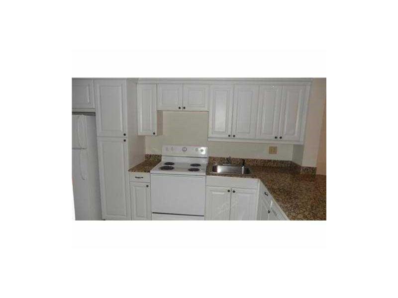 2246 Southwest 80th Ter, Miramar, FL 33025