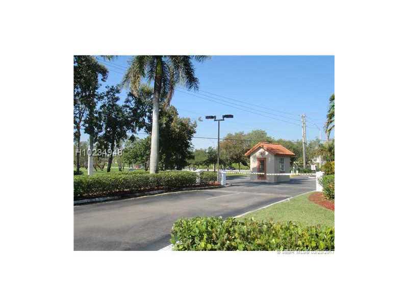365 Southwest 86TH AV, Pembroke Pines, FL 33025