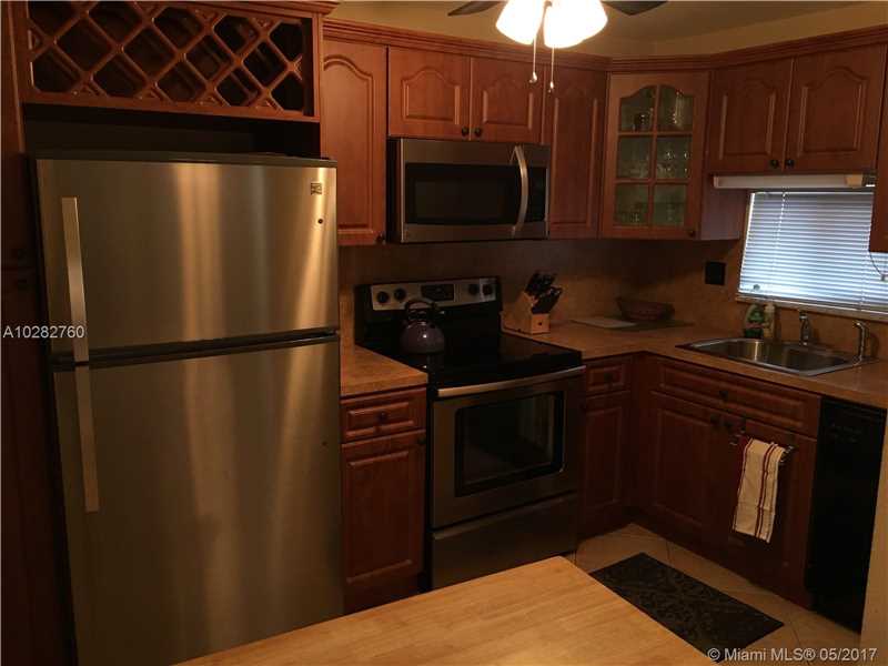 681 South Hollybrook Dr, Pembroke Pines, FL 33025