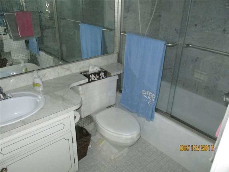 311 South Hollybrook Dr, Pembroke Pines, FL 33025
