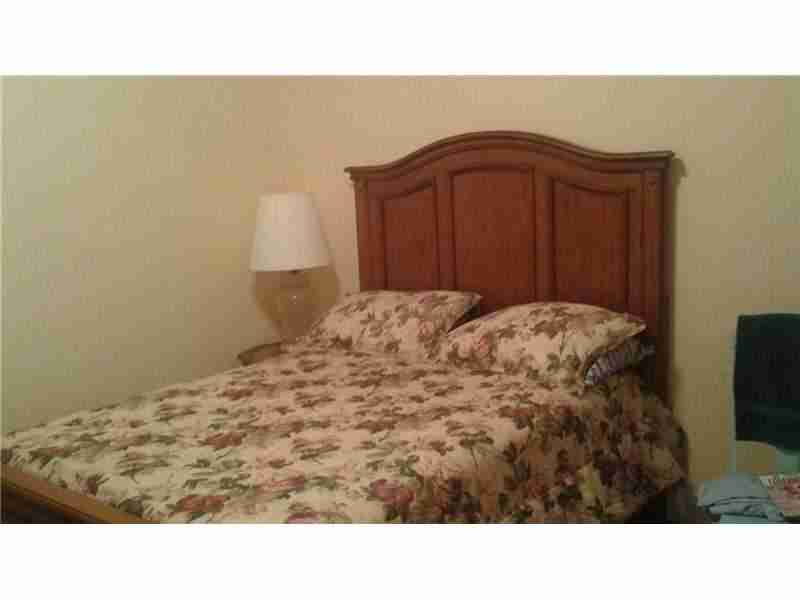 9260 South Cypress Cir, Miramar, FL 33025