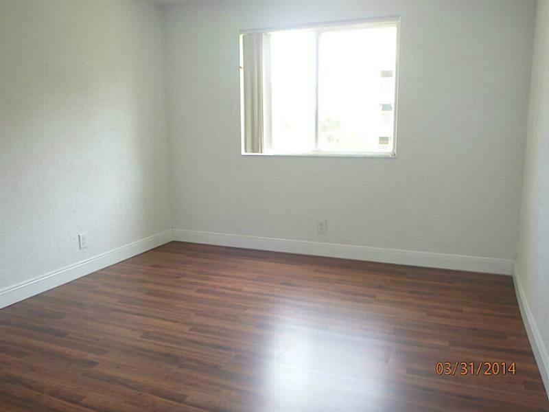 2221 South Sherman Cir, Miramar, FL 33025