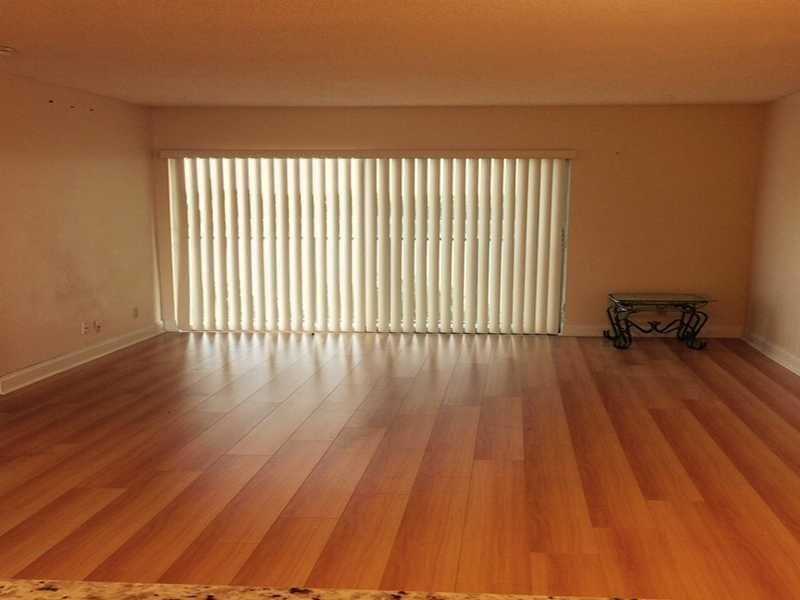 8600 North Sherman Cir, Miramar, FL 33025