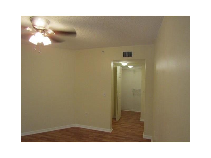2457Centergate Dr, Miramar, FL 33025