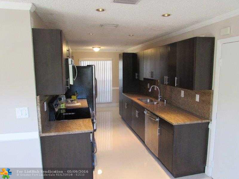3468 Cluster Rd, Miramar, FL 33025