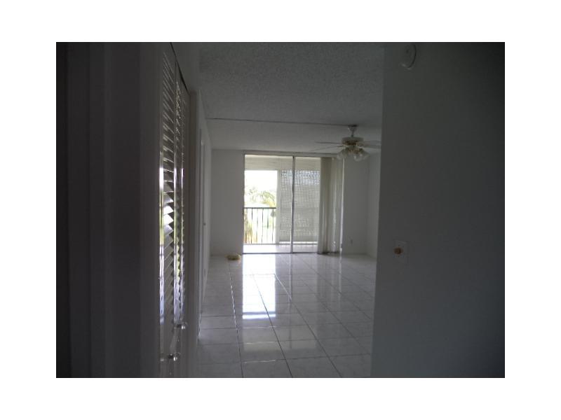 8900 Washington Boulevard, Pembroke Pines, FL 33025