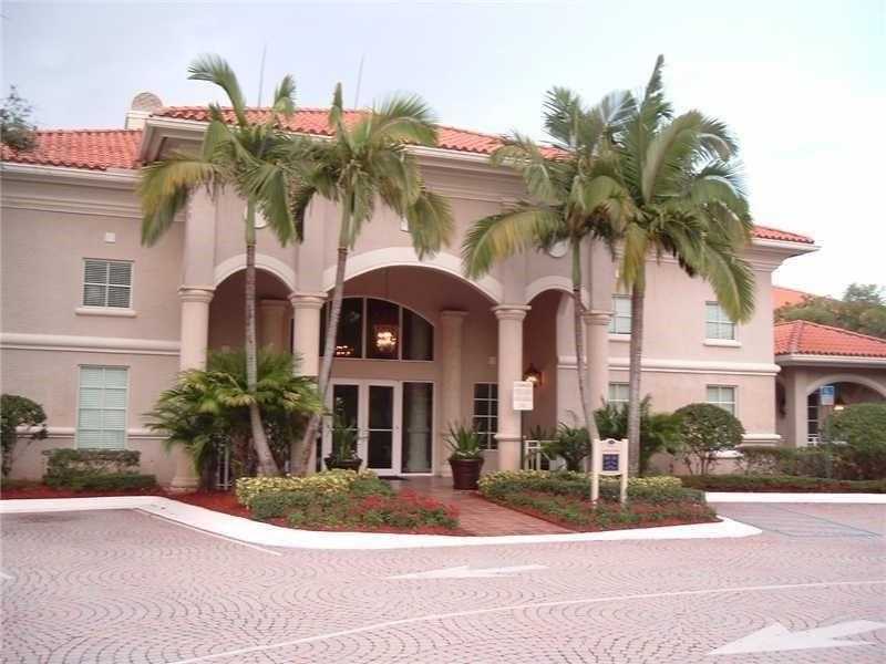 11650 Southwest 2nd St, Pembroke Pines, FL 33025