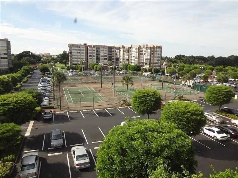 1300Saint Charles Pl, Pembroke Pines, FL 33026