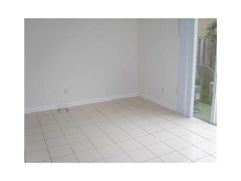 15541 Southwest 40th St, Miramar, FL 33027