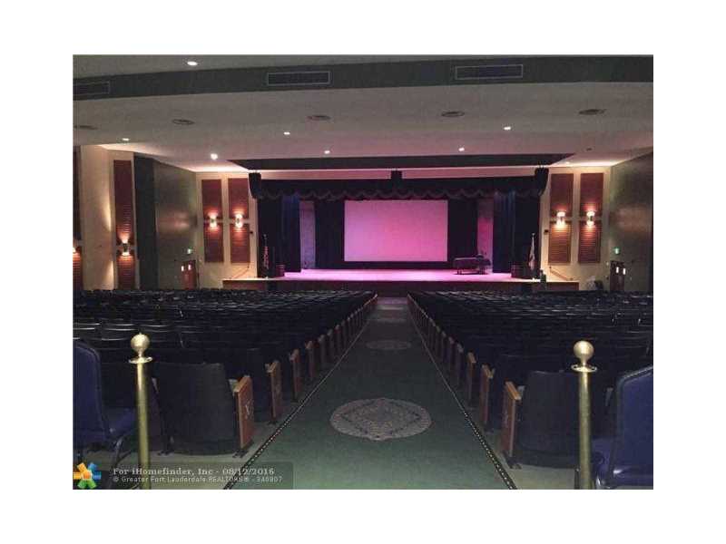 700 Southwest 128th Ave, Pembroke Pines, FL 33027