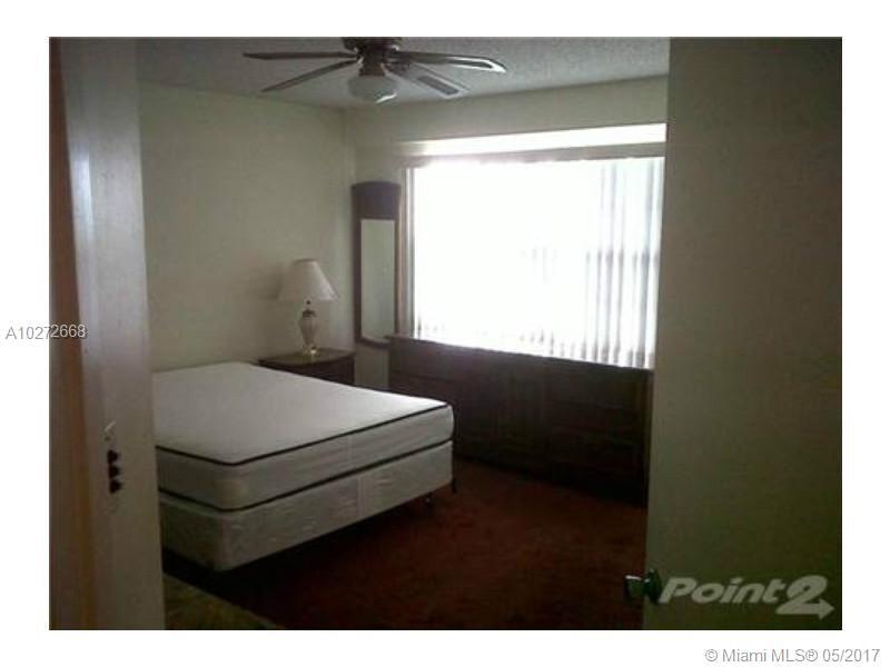 12500 Southwest 5th Ct, Pembroke Pines, FL 33027