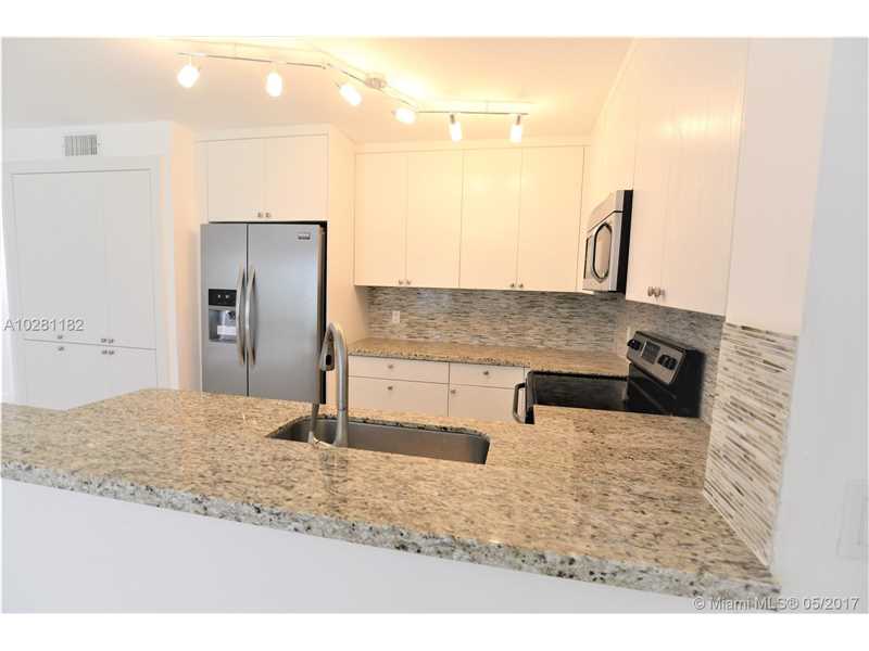 12650 Southwest 6th St, Pembroke Pines, FL 33027