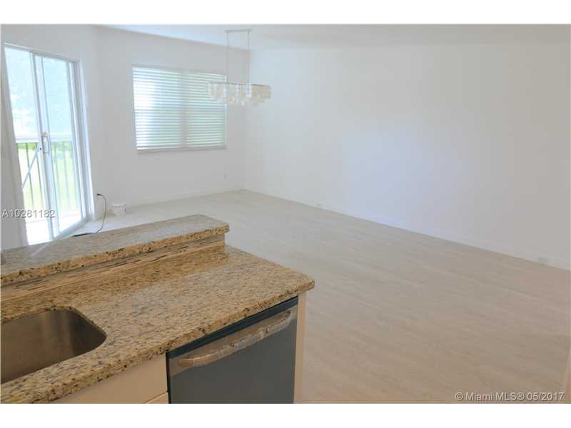12650 Southwest 6th St, Pembroke Pines, FL 33027