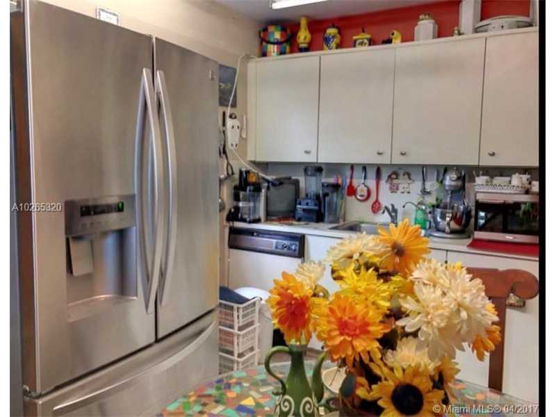 13475 Southwest 9th St, Pembroke Pines, FL 33027