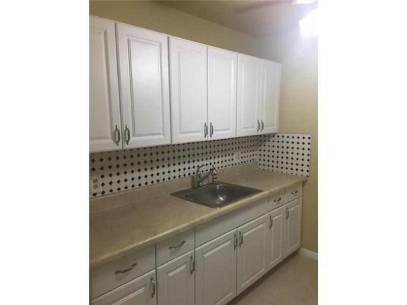 13350 SW 1st St 108P, Pembroke Pines, FL 33027
