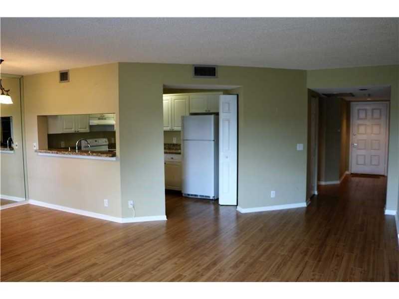 300 Southwest 130th Ter, Pembroke Pines, FL 33027