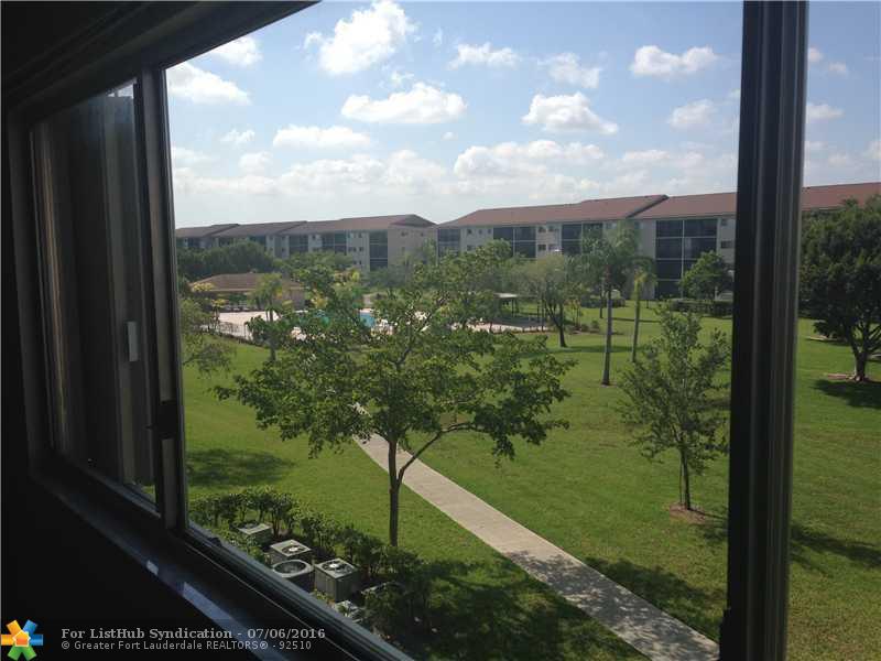 12650 SW 15th St 313, Pembroke Pines, FL 33027