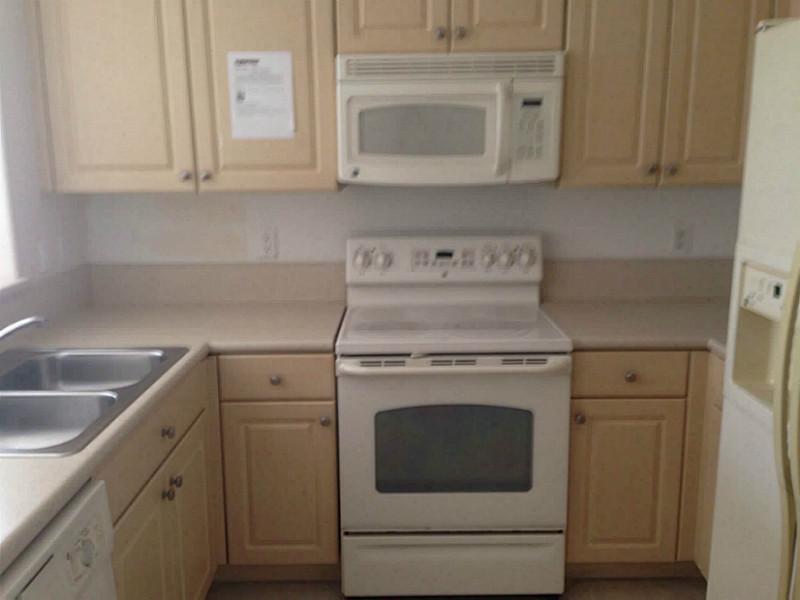 480 Southwest 147th Ave, Pembroke Pines, FL 33027