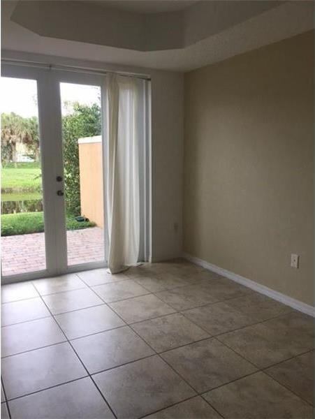 927 SW 143 AV # 927, Pembroke Pines, FL 33027