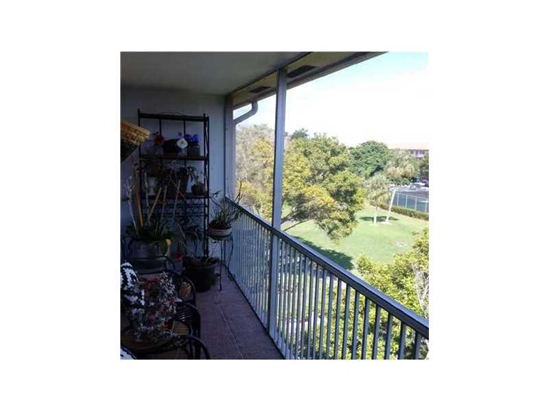 1551 Southwest 135th Ter, Pembroke Pines, FL 33027