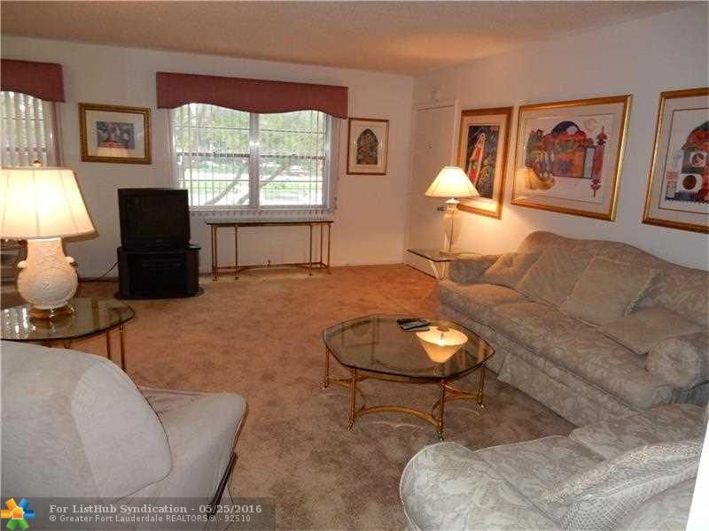 800 SW 131st Ave 214, Pembroke Pines, FL 33027