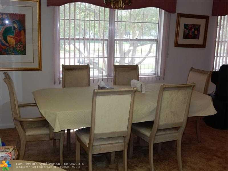 800 SW 131st Ave 214, Pembroke Pines, FL 33027