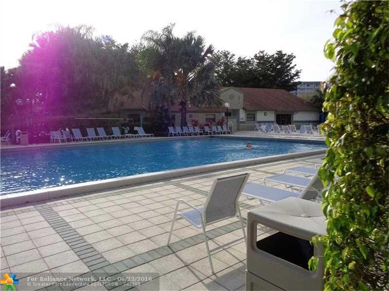 Pembroke Pines, FL 33027