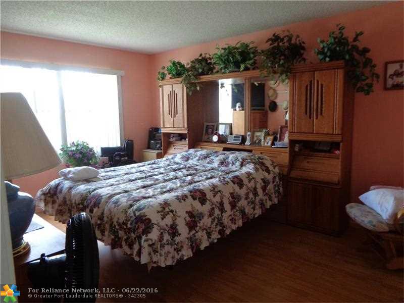 Pembroke Pines, FL 33027