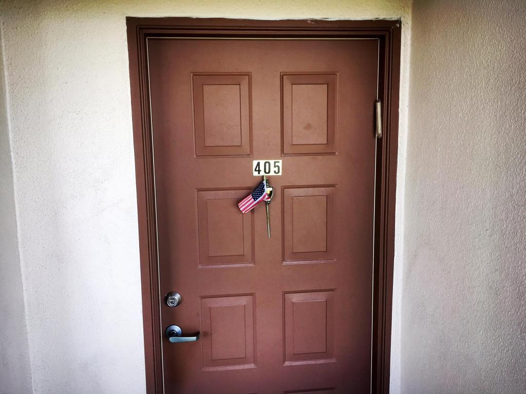 850 SW 138th Avenue, Pembroke Pines, FL 33027