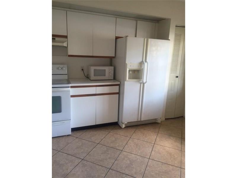 700 Southwest 128th Ave, Pembroke Pines, FL 33027