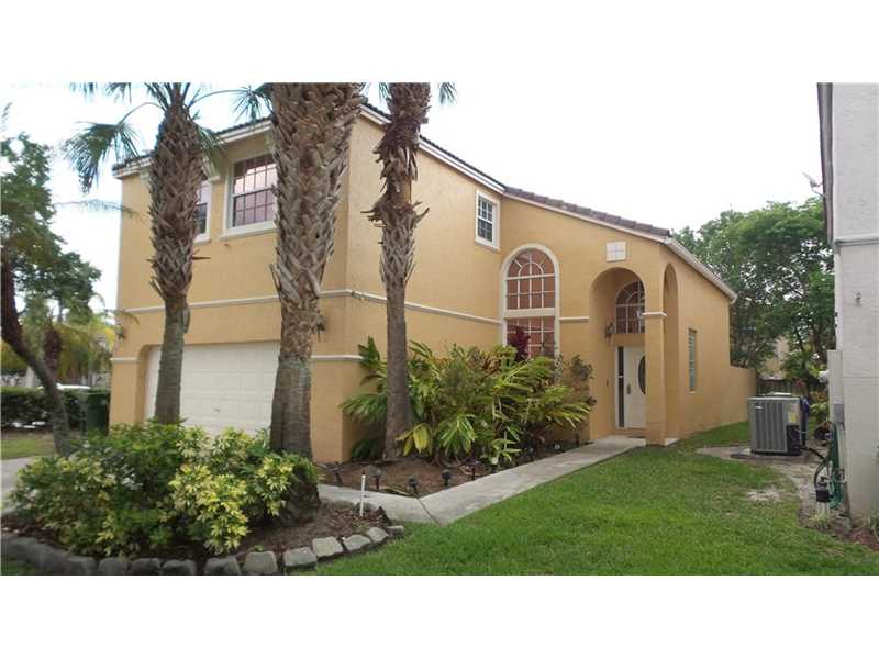 691 Northwest 157th Ln, Pembroke Pines, FL 33028