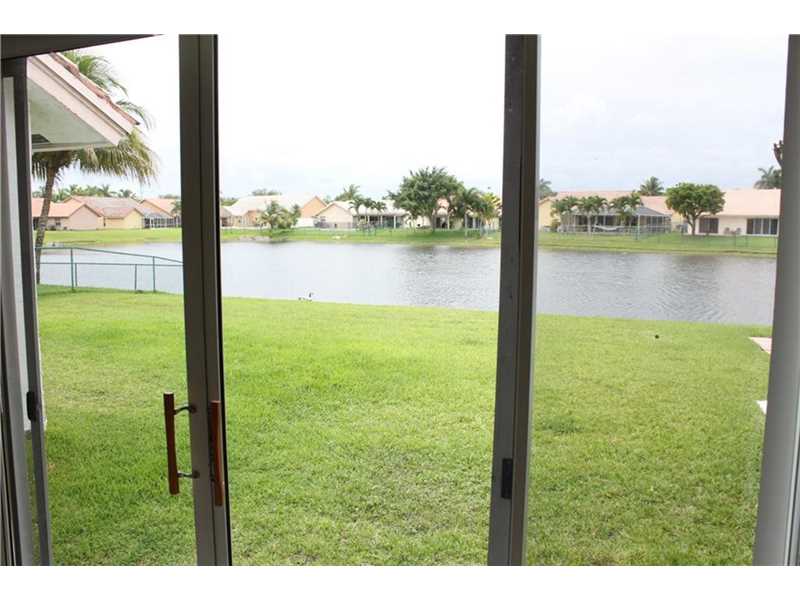 16184 Northwest 13th St, Pembroke Pines, FL 33028