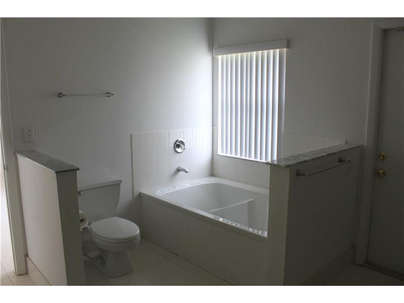 16184 Northwest 13th St, Pembroke Pines, FL 33028