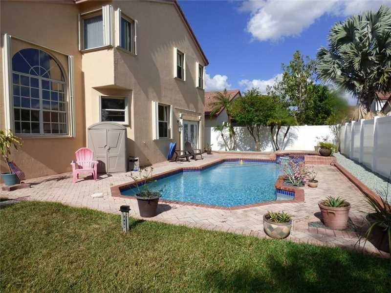 18438 Northwest 10th St, Pembroke Pines, FL 33029